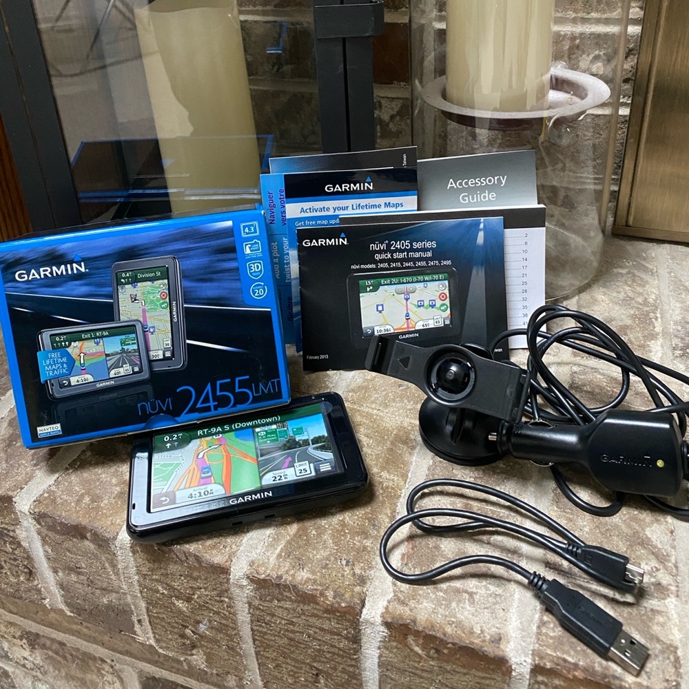 GARMIN NUVI 2455 GPS Dashmount